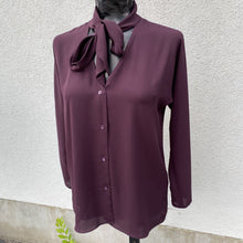 Load image into Gallery viewer, Babaton tie neck top XXS