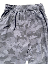 Load image into Gallery viewer, Lululemon camo print pants 6
