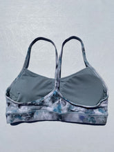 Load image into Gallery viewer, Lululemon sports bra 8