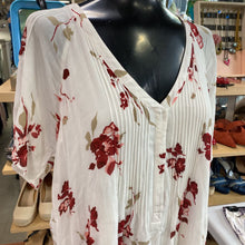 Load image into Gallery viewer, Gentle Fawn floral dress S