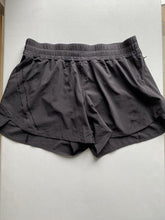 Load image into Gallery viewer, Lululemon lined shorts 14