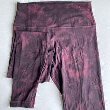 Load image into Gallery viewer, Lululemon tie dye leggings 10