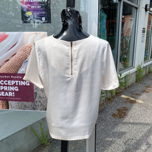 Load image into Gallery viewer, Darling ducks satiny top 10