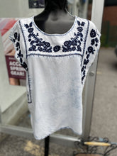 Load image into Gallery viewer, Standard Grace chambray top S