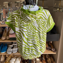 Load image into Gallery viewer, Jones New York vintage terry button up top L