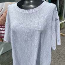 Load image into Gallery viewer, Lululemon marbled t-shirt 14