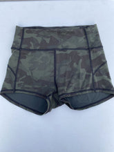 Load image into Gallery viewer, Lululemon camo print shorts 6