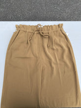 Load image into Gallery viewer, Wilfred pants S NWT