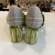 Load image into Gallery viewer, House Of Avenues lucite heels 36