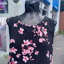 Load image into Gallery viewer, B.Young Floral Dress 38