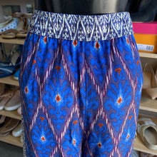 Load image into Gallery viewer, Anthropologie multi print flowy pants M