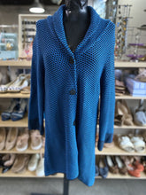 Load image into Gallery viewer, Habitat long button up cardi M