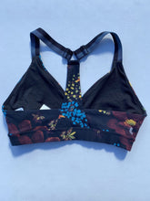 Load image into Gallery viewer, Lole sports bra M