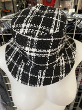 Load image into Gallery viewer, Bucket hat