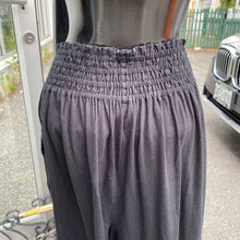 Load image into Gallery viewer, Kaliyana wide leg pants M