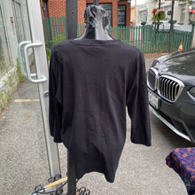 Load image into Gallery viewer, Marushka handprints top XL