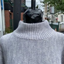 Load image into Gallery viewer, bishop + young cropped sweater S