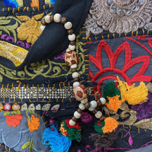 Load image into Gallery viewer, Hobo bag