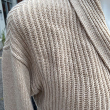 Load image into Gallery viewer, Banana Republic belted sweater S