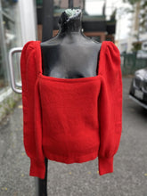Load image into Gallery viewer, H&M wool blend sweater NWT M