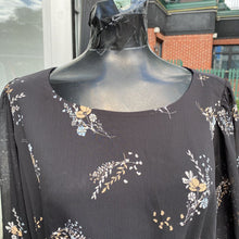 Load image into Gallery viewer, Ann Taylor smocked waist top M