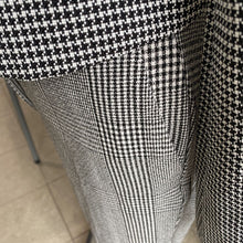 Load image into Gallery viewer, Zara plaid pants S