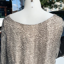 Load image into Gallery viewer, ProntoModa Giusy silk top M