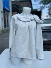 Load image into Gallery viewer, Banana Republic bow top M