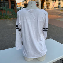 Load image into Gallery viewer, J Crew (outlet) baseball tee M