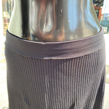 Load image into Gallery viewer, Wilfred knit skirt L