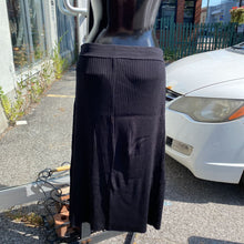 Load image into Gallery viewer, Wilfred knit skirt L