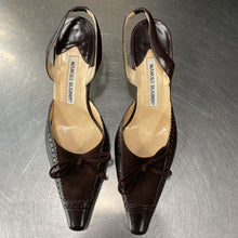Load image into Gallery viewer, Manolo Blahnik vintage slingbacks 37.5