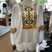 Load image into Gallery viewer, Luna Moon embroidered top S