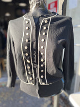 Load image into Gallery viewer, Gap Plaid Flannel Shirt S