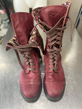 Load image into Gallery viewer, Dr. Martens Triumph 12108 boots 10