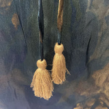 Load image into Gallery viewer, Johnny Was silk top NWT L