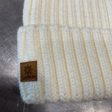 Load image into Gallery viewer, Woolk hat NWT