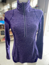 Load image into Gallery viewer, Lululemon 1/2 zip up 8