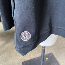 Load image into Gallery viewer, Lululemon wrap cardi 10