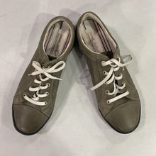 Load image into Gallery viewer, Josef Seibel leather shoes 40