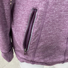 Load image into Gallery viewer, Lululemon 1/2 zip top 6
