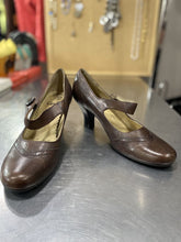 Load image into Gallery viewer, Caprice mary janes 40.5