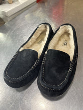 Load image into Gallery viewer, UGG mocassins 6/37