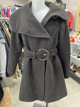 Load image into Gallery viewer, Soia Kyo winter coat L