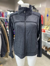 Load image into Gallery viewer, Lululemon sweater 8