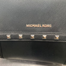 Load image into Gallery viewer, Michael Kors studded Handbag
