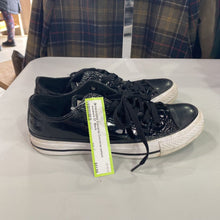Load image into Gallery viewer, Converse patent sneakers 37