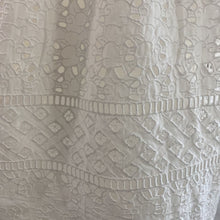 Load image into Gallery viewer, J Crew crewneck w eyelet back S