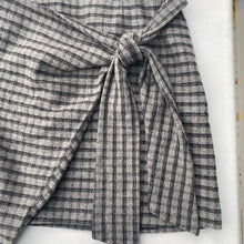 Load image into Gallery viewer, Wilfred knotted plaid skirt 8