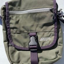 Load image into Gallery viewer, MEC Mountain Equipment Coop nylon small crossbody